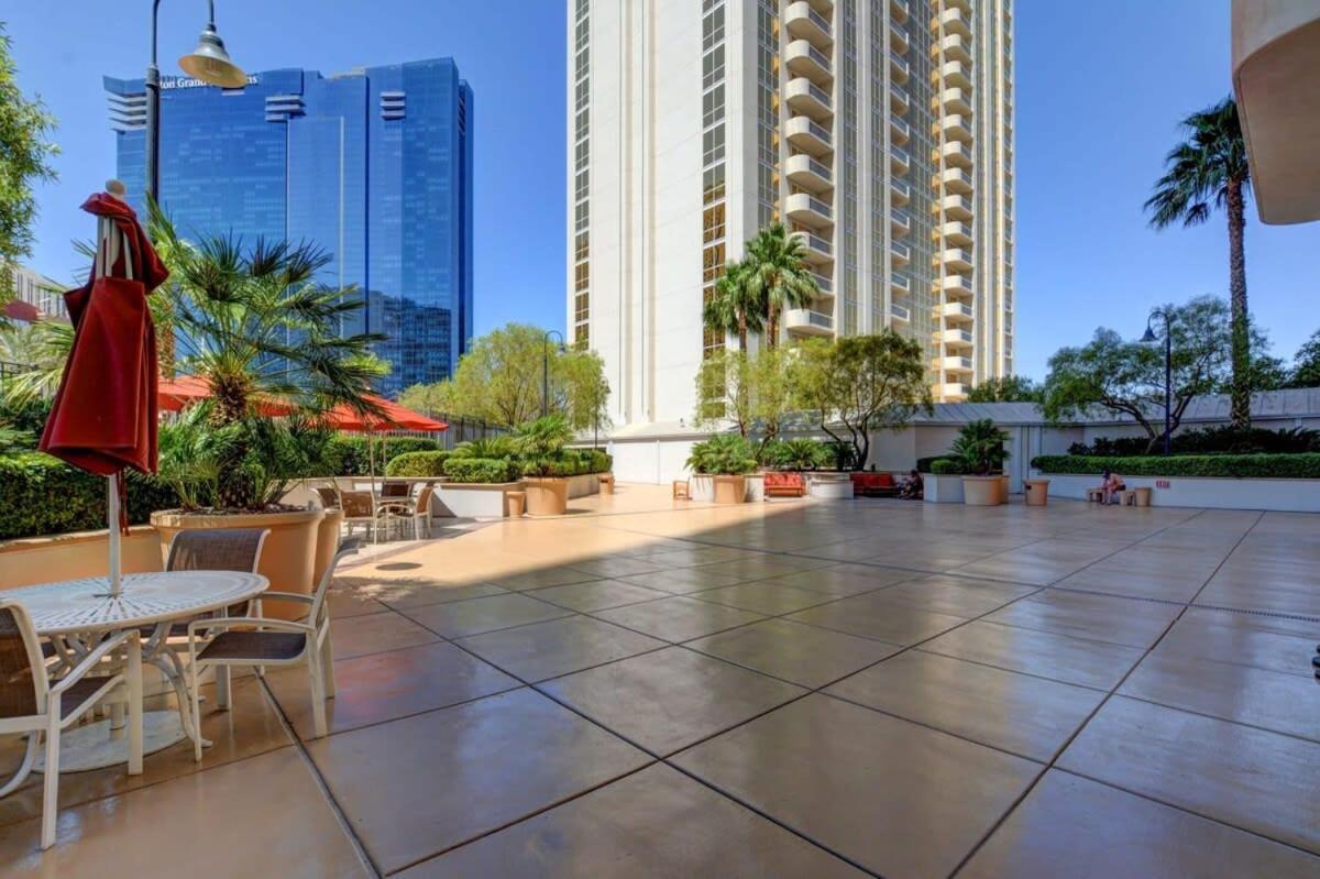 Mgm Signature-15-611 Strip View Jacuzzi Studio Las Vegas Eksteriør billede
